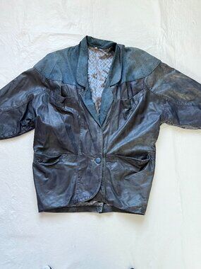 Vintage 80s leather coat blue trench size 38 button front oversized button front
